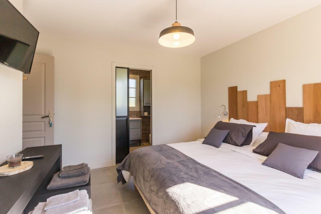 Chambres "Le Tirel " Reux エクステリア 写真